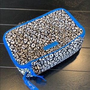 VERA BRADLEY Blush & Brush Makeup Case
